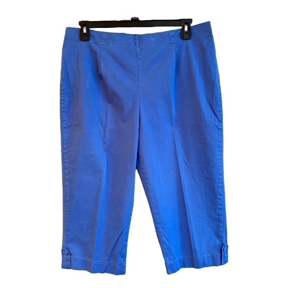 WHITE STAG, WOMENS, BLUE STRETCH CAPRIS. ELASTIC BACK WAISTBAND. SIZE XL(16-18)